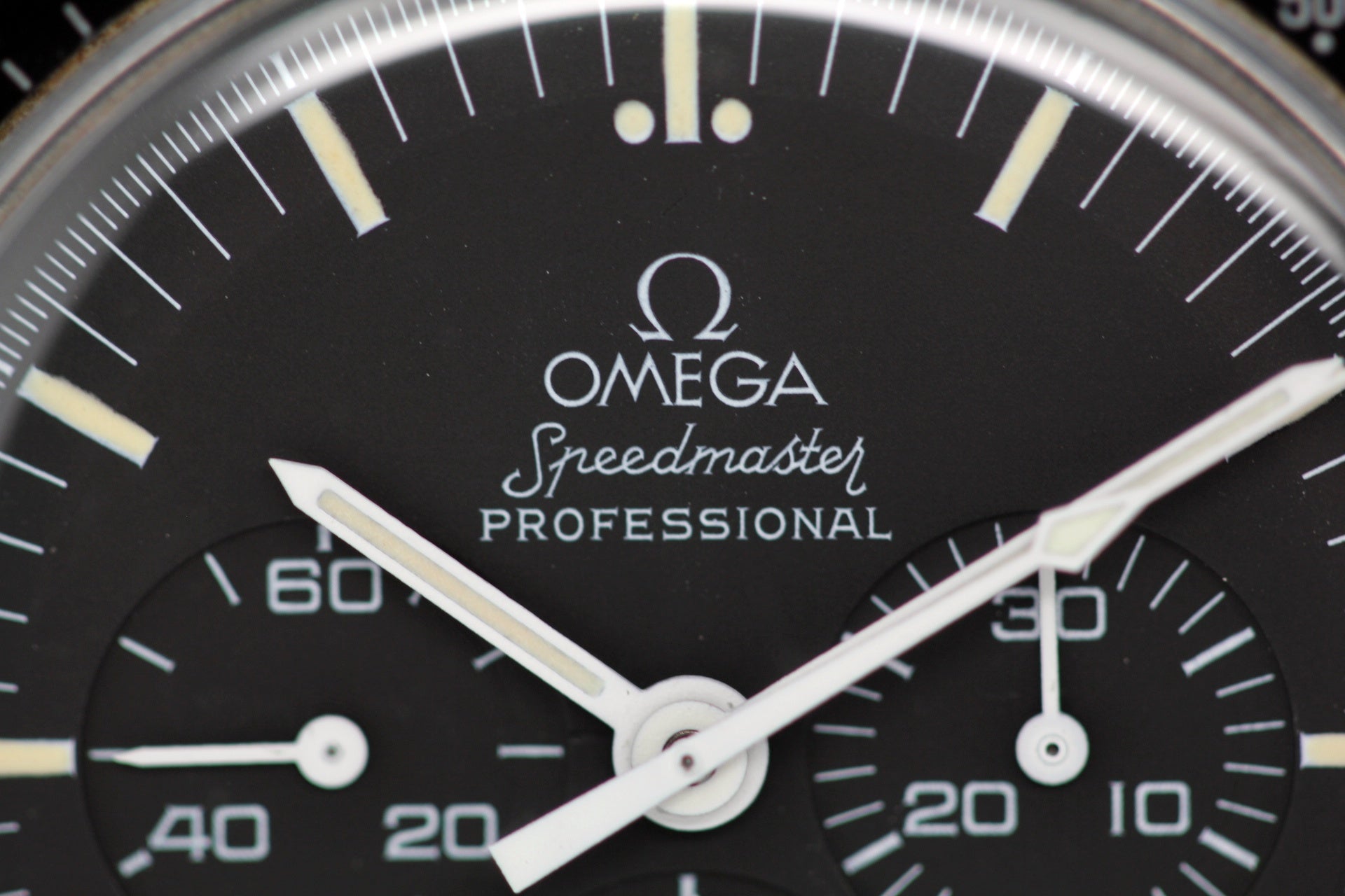 OMEGA Speedmaster Moonwatch Apollo XI