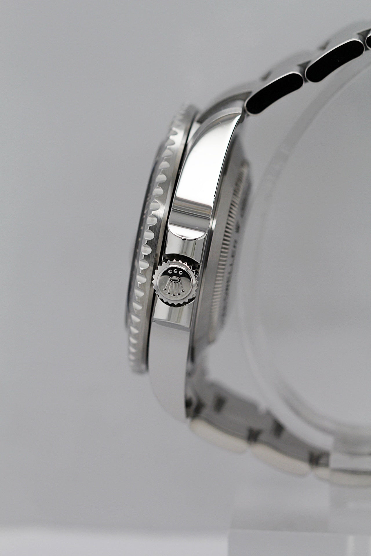 ROLEX Sea-Dweller Single Red Ref.126600