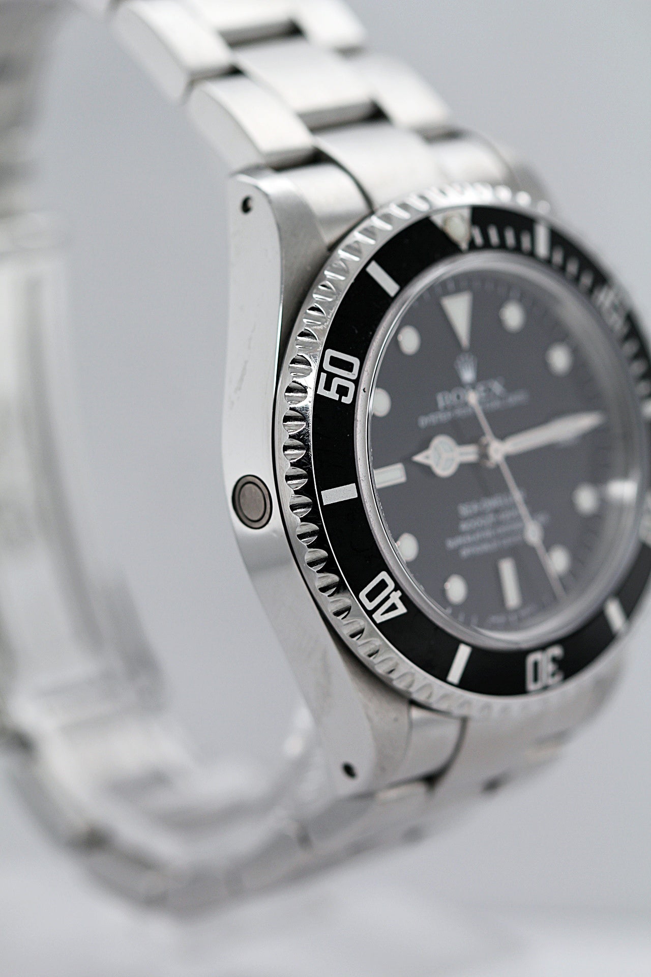 ROLEX Sea-Dweller Ref.16600