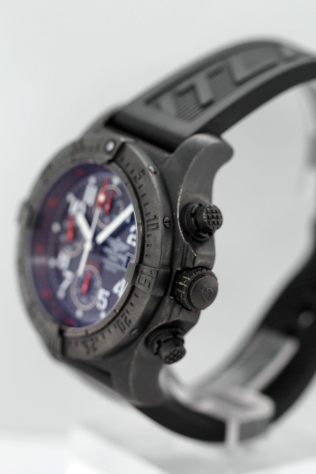 BREITLING - Avenger Skyland Ref.M13380