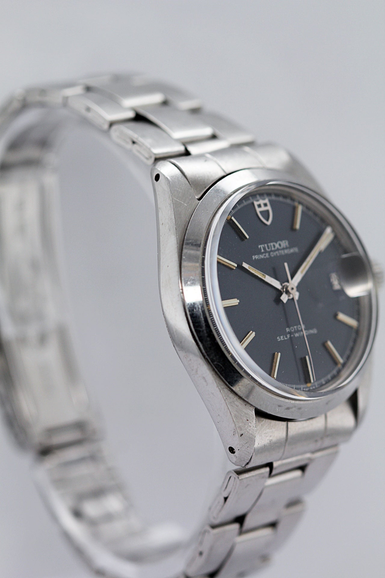 TUDOR Oyster Date Ref.90500