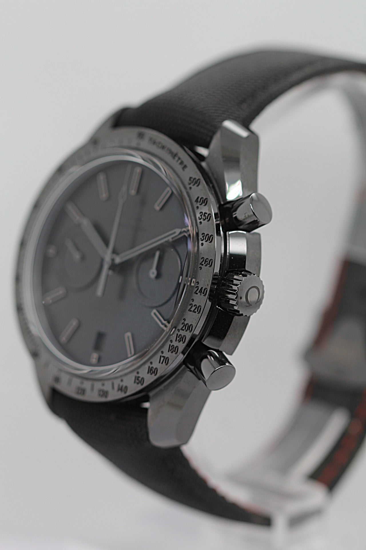 OMEGA Speedmaster Dark Side of the Moon Ref.31192445101005