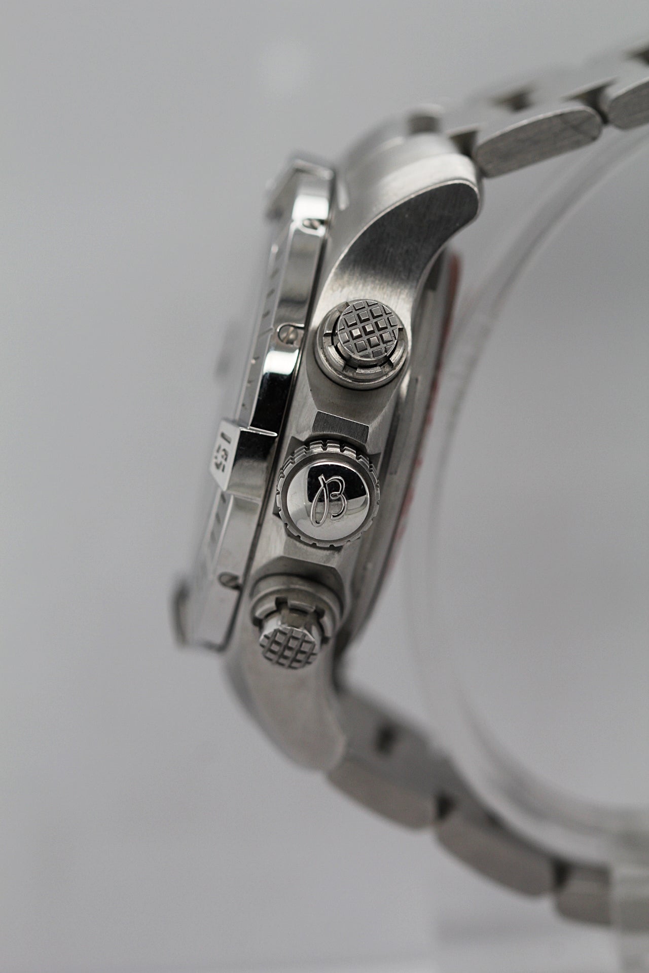 BREITLING Avenger Chronograph Ref.A13385101A1