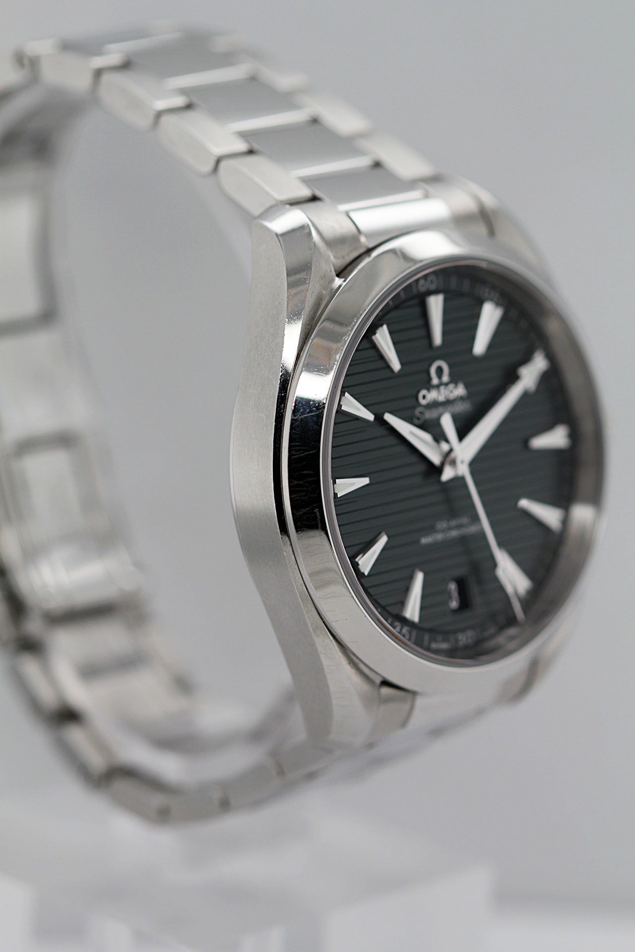 OMEGA Seamaster Aqua Terra Green Dial