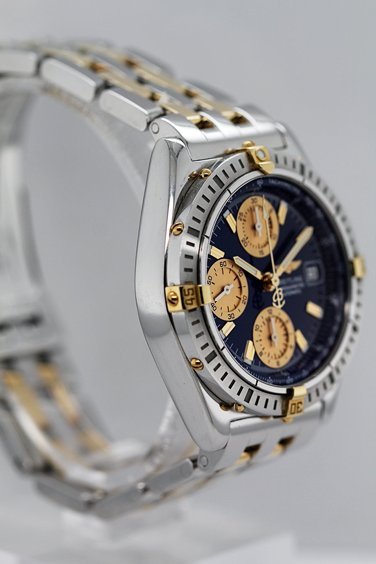 BREITLING Chronomat Chronograph Ref.B13352