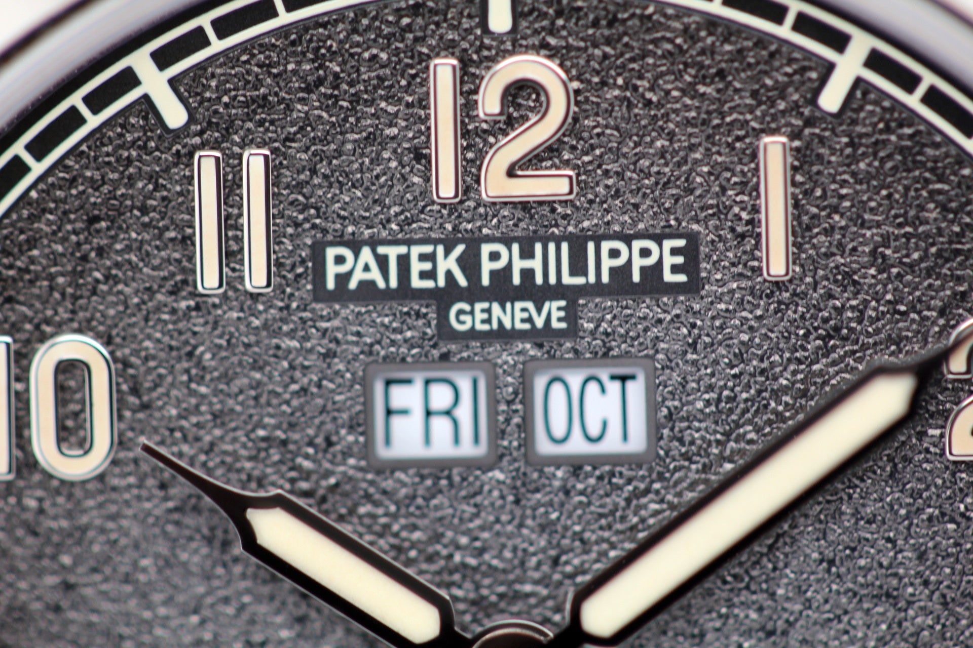 PATEK PHILIPPE Annual Calender Travel Time