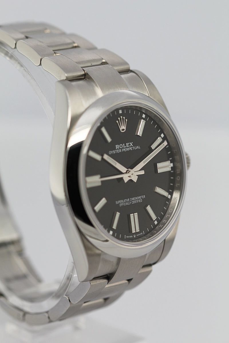 ROLEX<br>Oyster Perpetual 41 Ref.124300