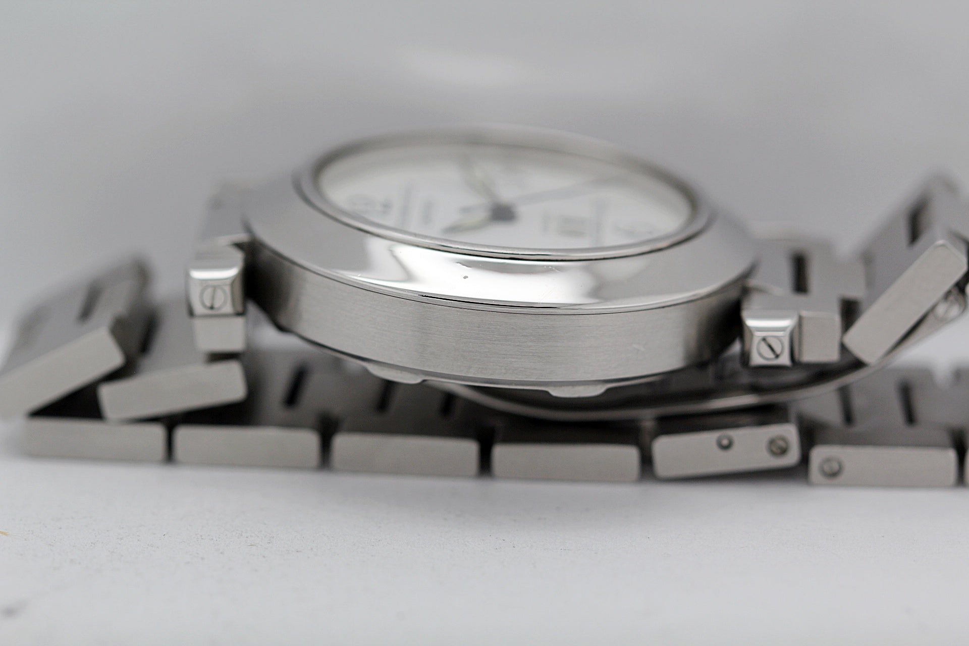 CARTIER Pasha C Big Date Ref.2475