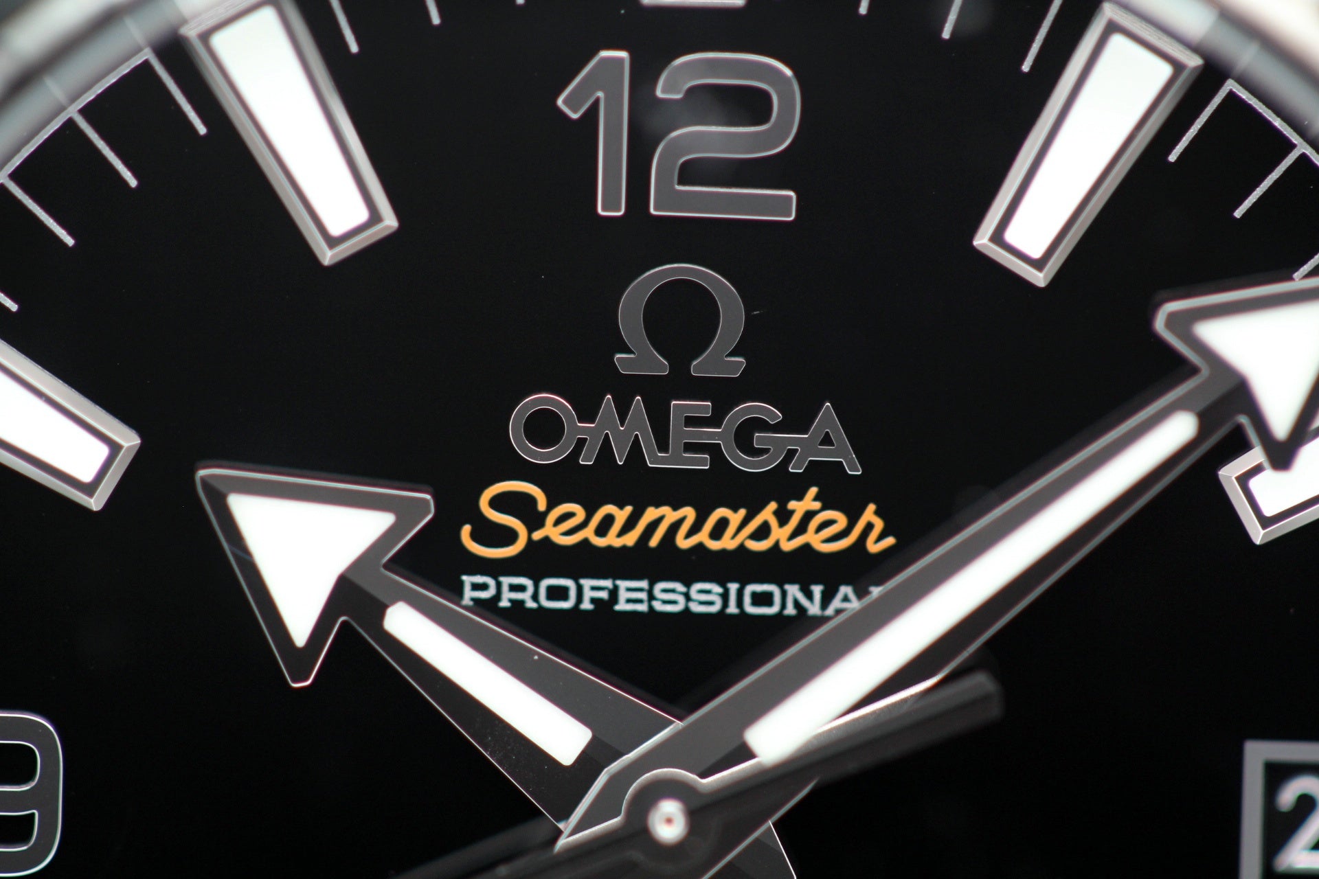 OMEGA Seamaster Planet Ocean 600m Ref.215.30.44.21.01.001