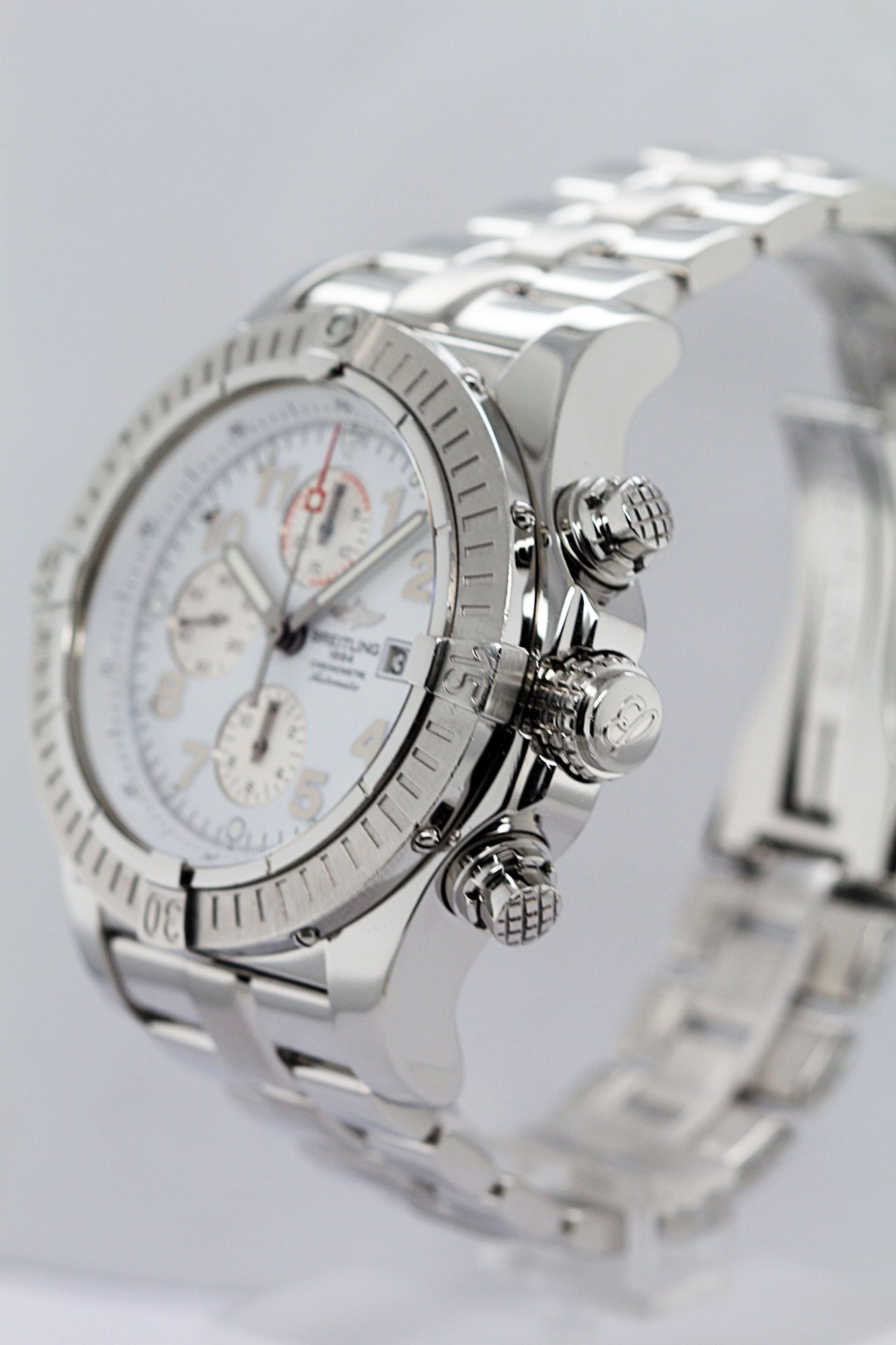 BREITLING Super Avenger Ref.A13370