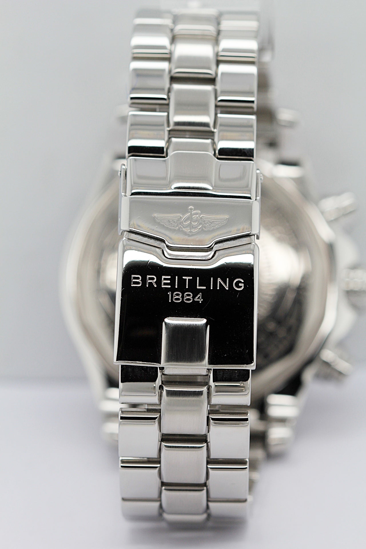 BREITLING Super Avenger Ref.A13370