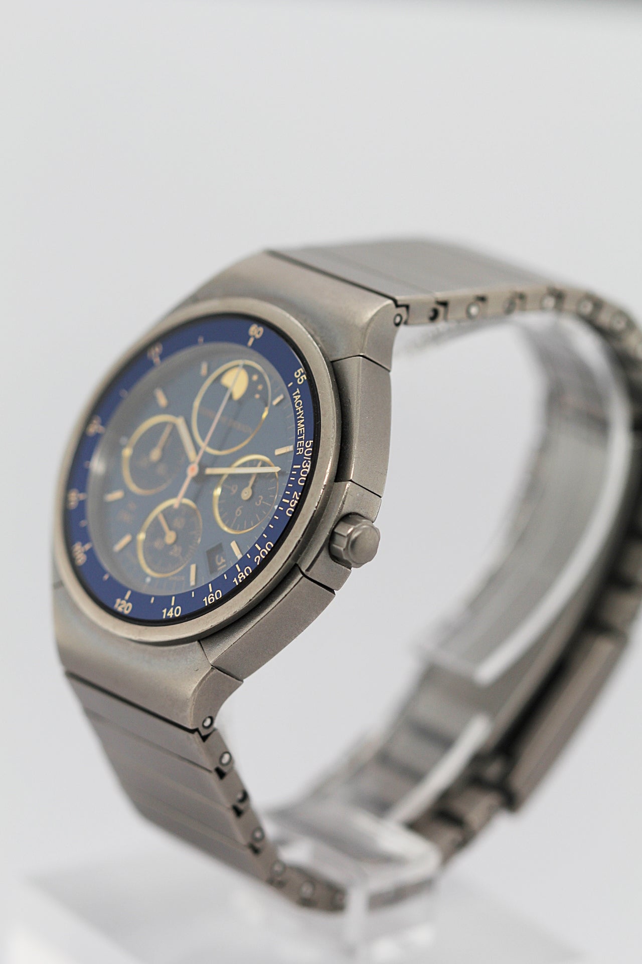 PORSCHE DESIGN BY IWC<br> Chronograph with moon phase 