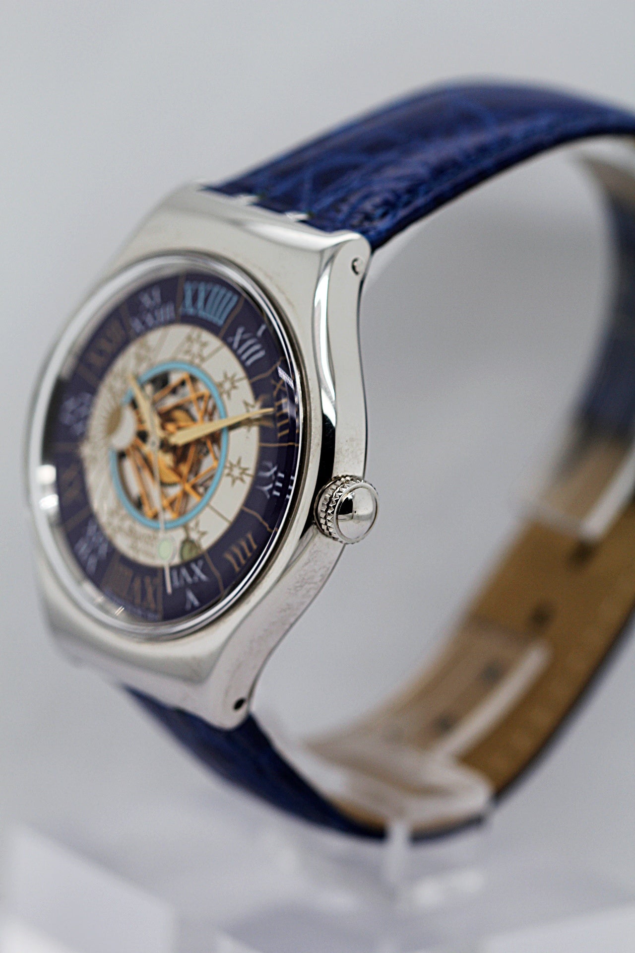 SWATCH Tresor Magic Ref.SAZ101