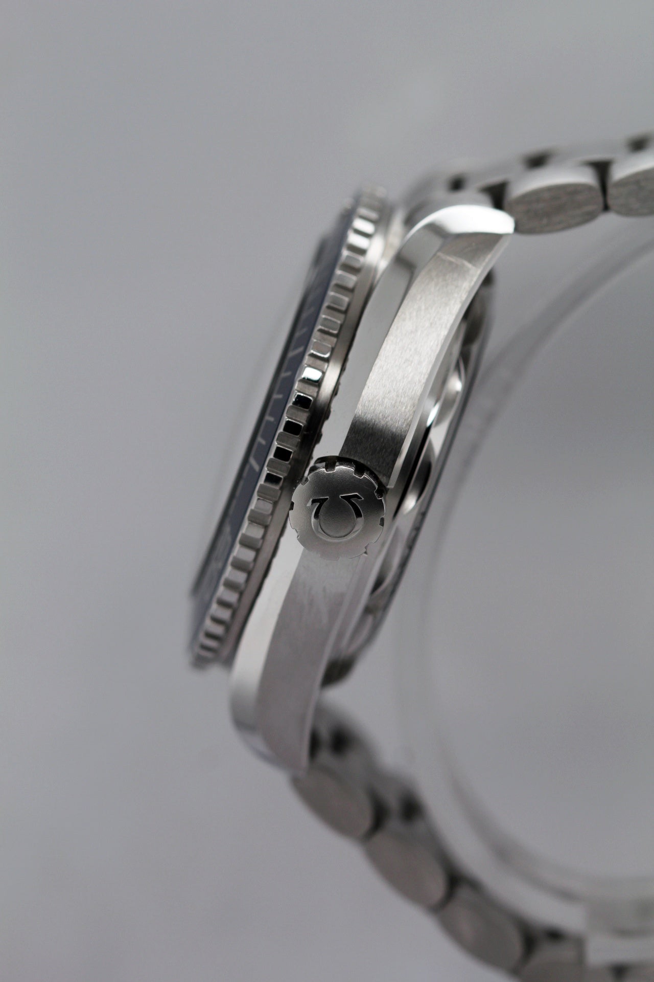 OMEGA Seamaster Planet Ocean 600m Ref.215.30.44.21.03.001