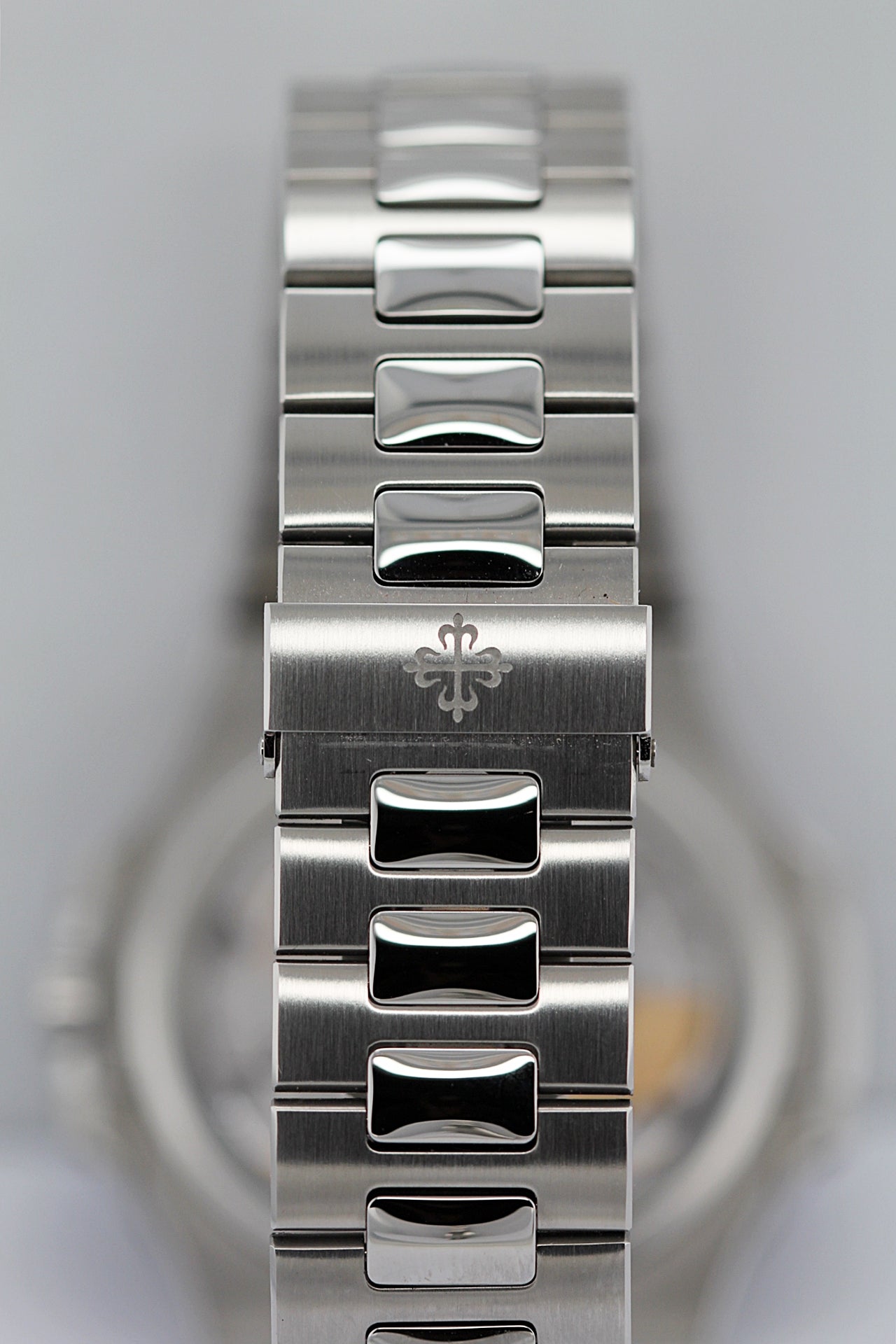 PATEK PHILIPPE<br>Nautilus Ref.5712/1A-001