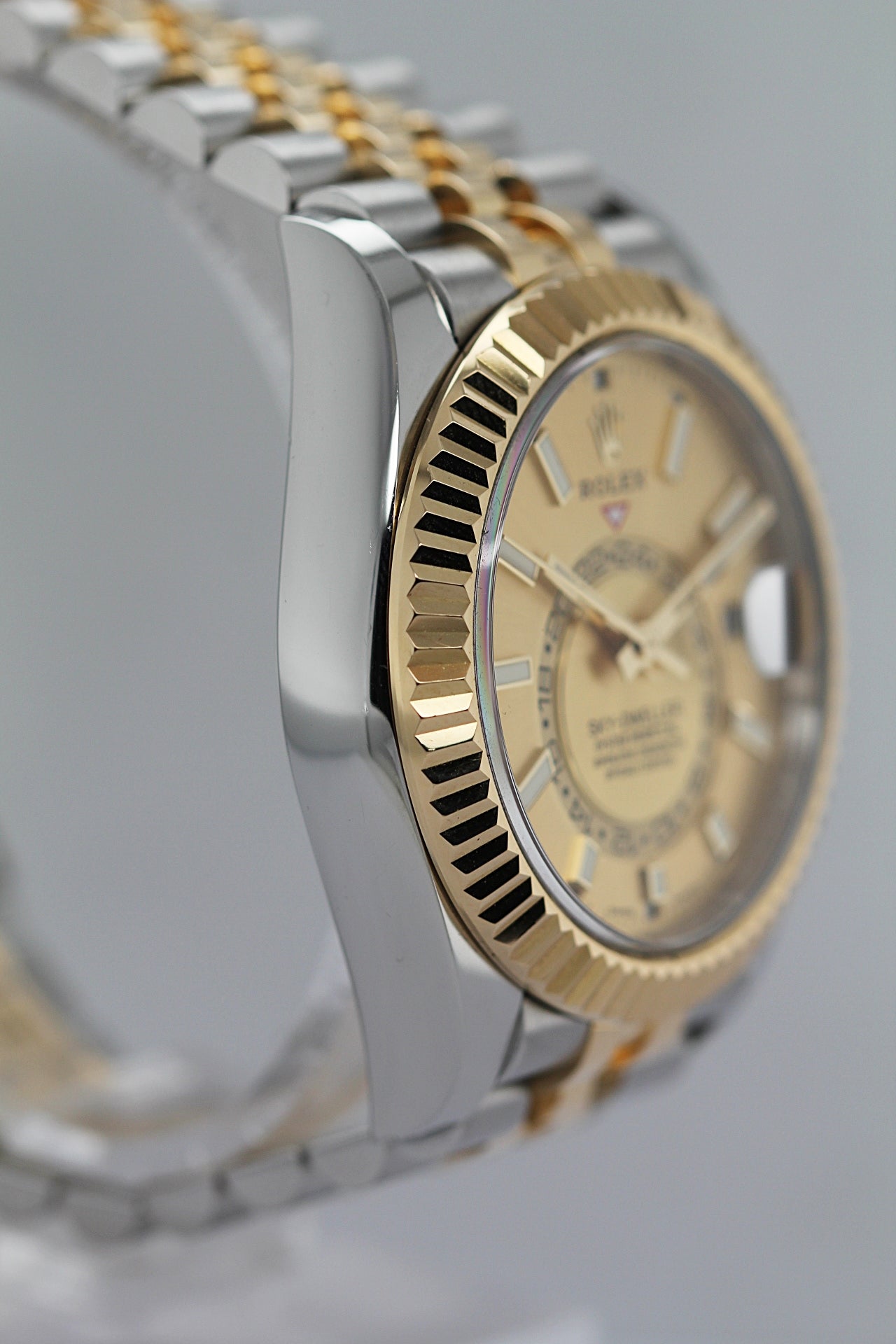 ROLEX<br> Sky-Dweller Ref.326933