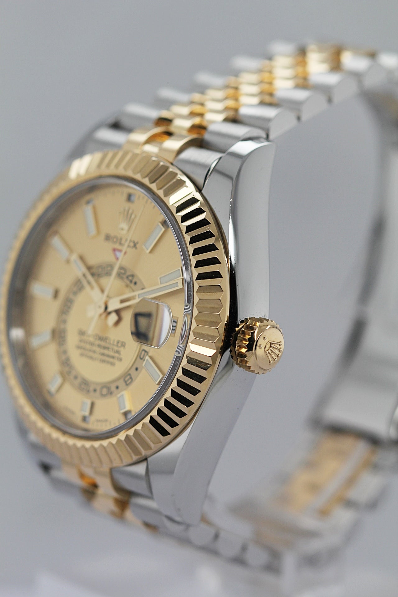 ROLEX<br> Sky-Dweller Ref.326933