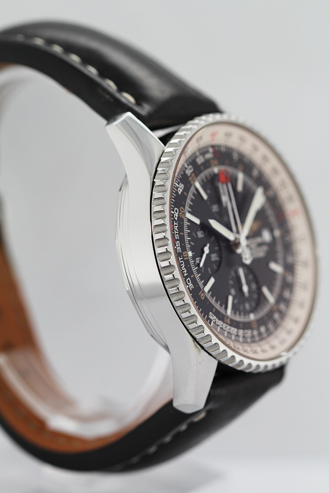 BREITLING<br>Navitimer World Chronograph Ref.A24322