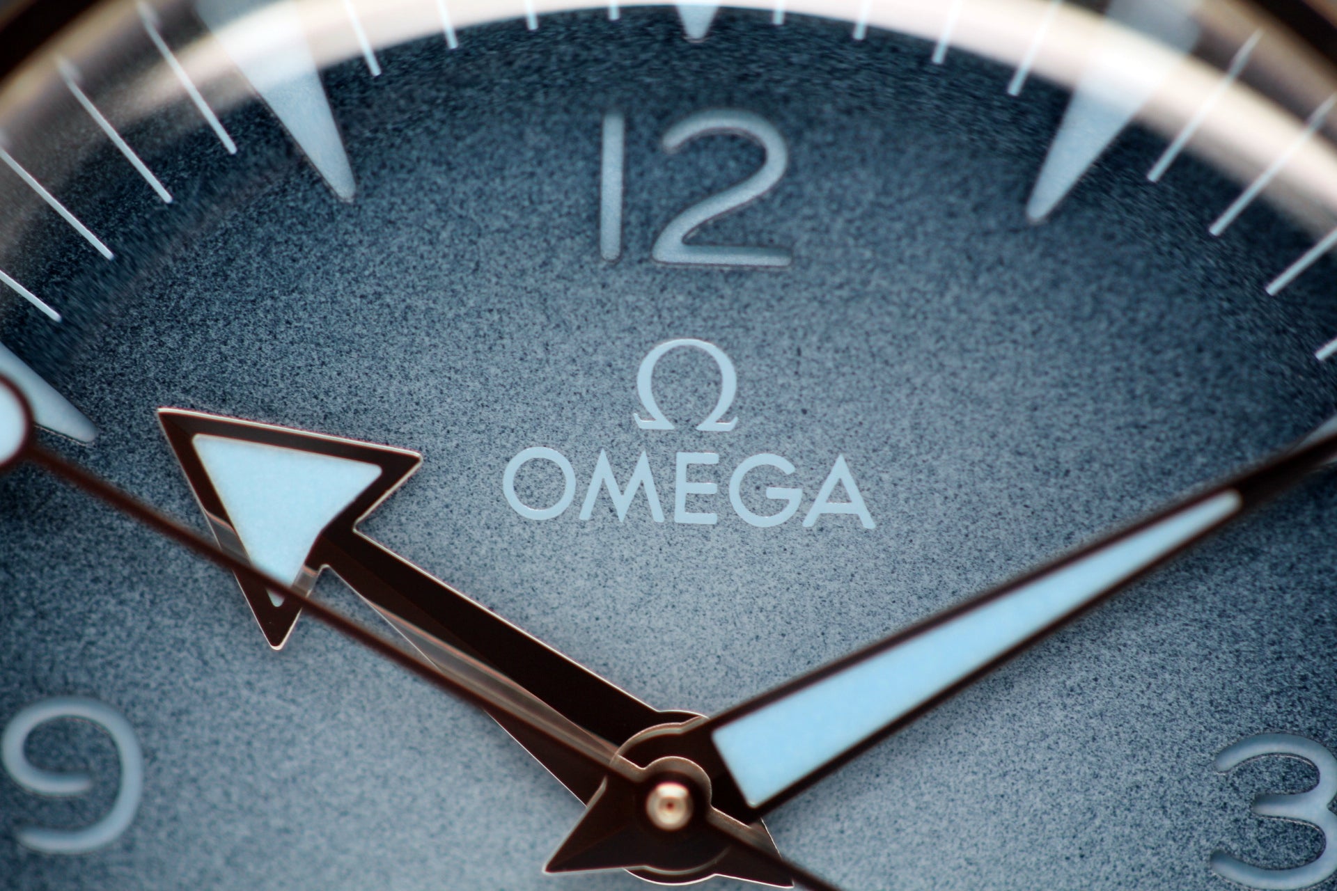 OMEGA<br>Seamaster Co-Axial Master Chronometer 300m