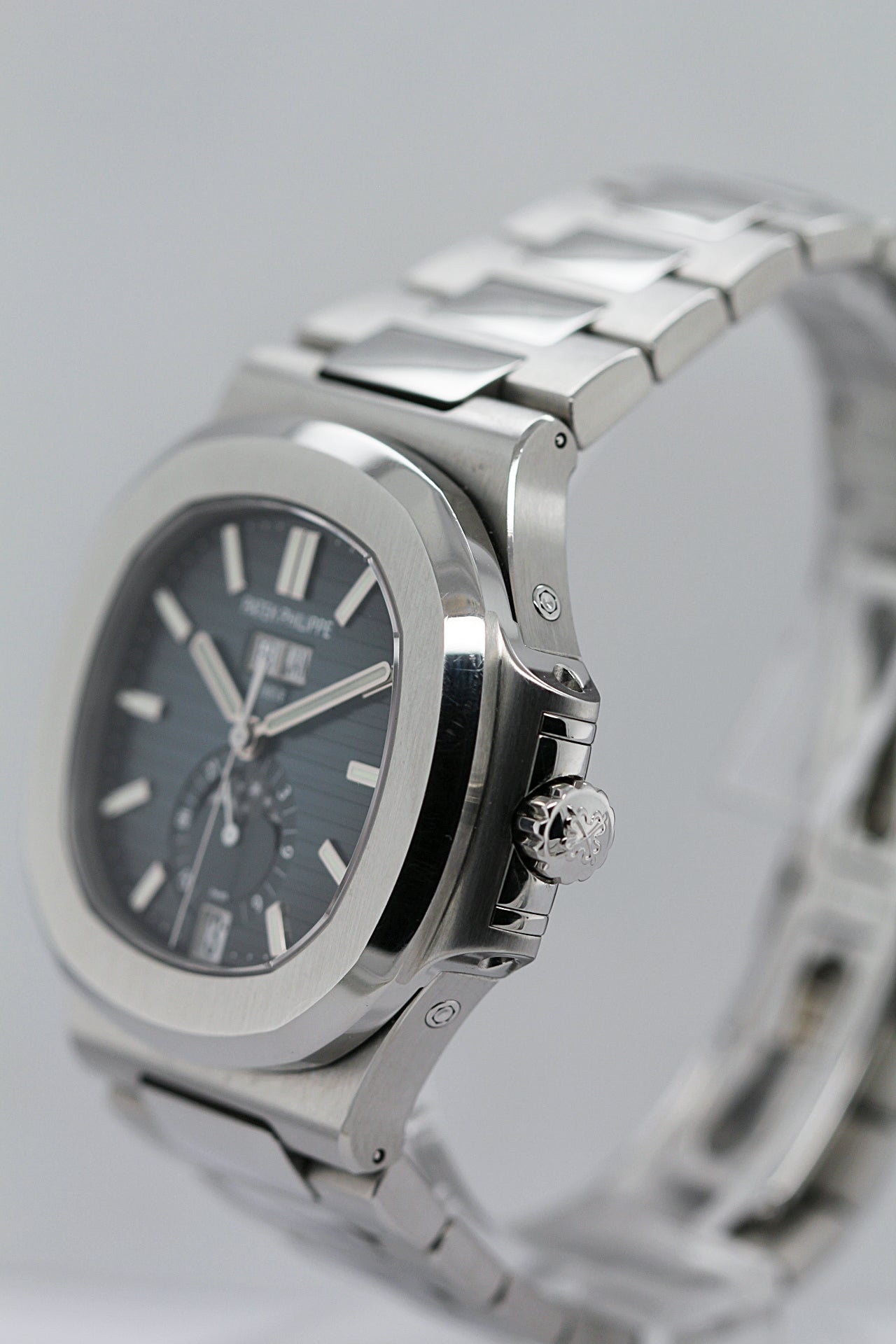 PATEK PHILIPPE - Nautilus Ref.5726/1A-014