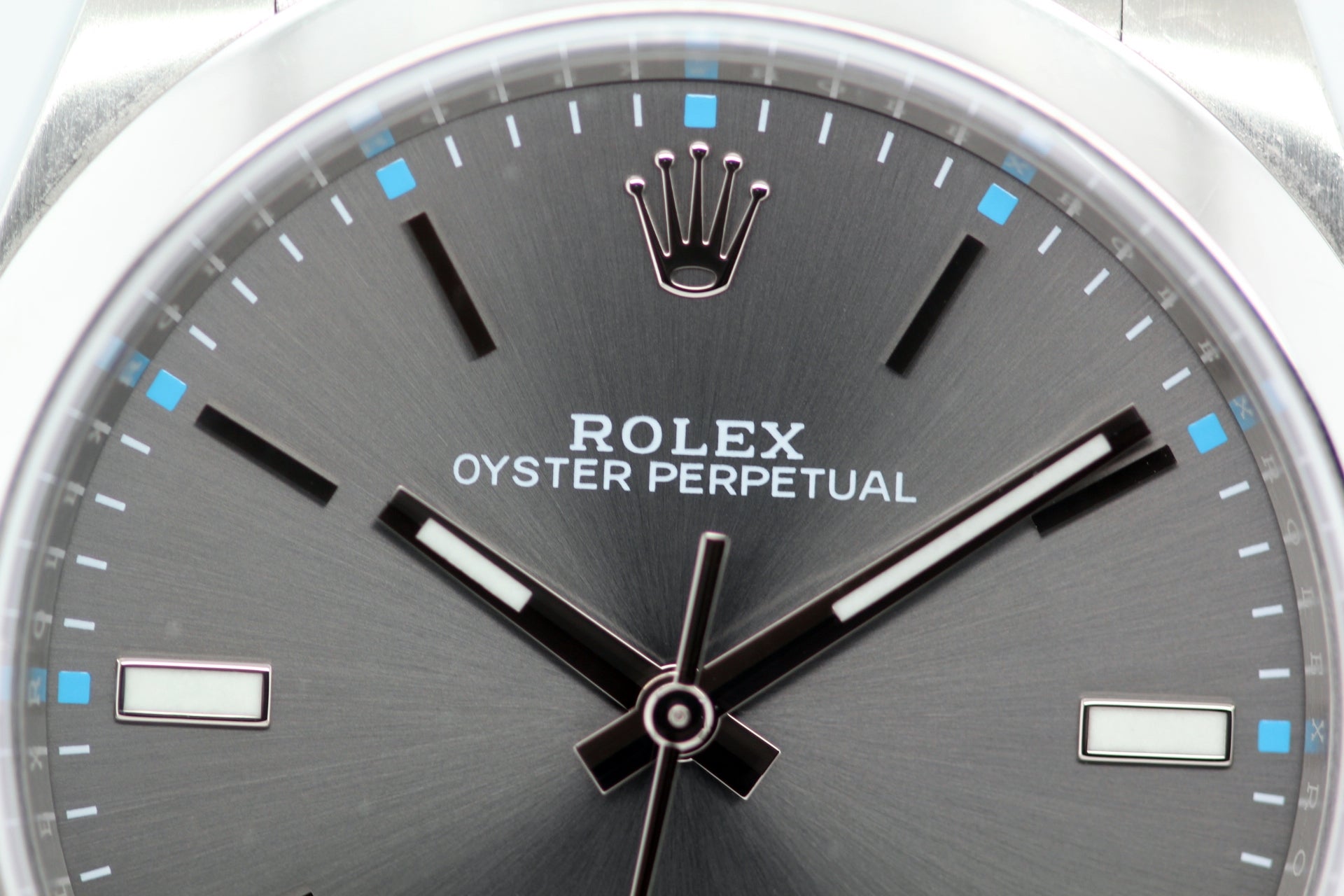 ROLEX Oyster Perpetual 39 Ref.115300