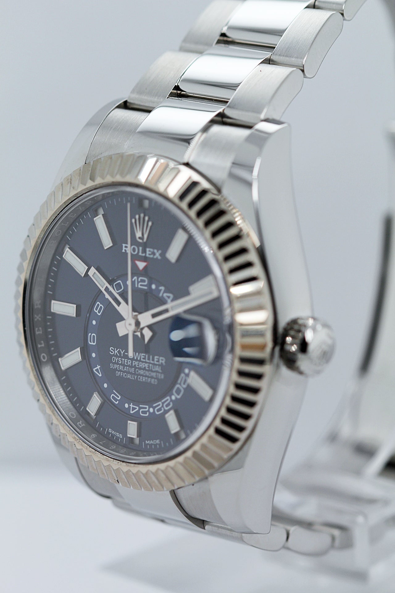 ROLEX<br>Sky-Dweller Ref.326934