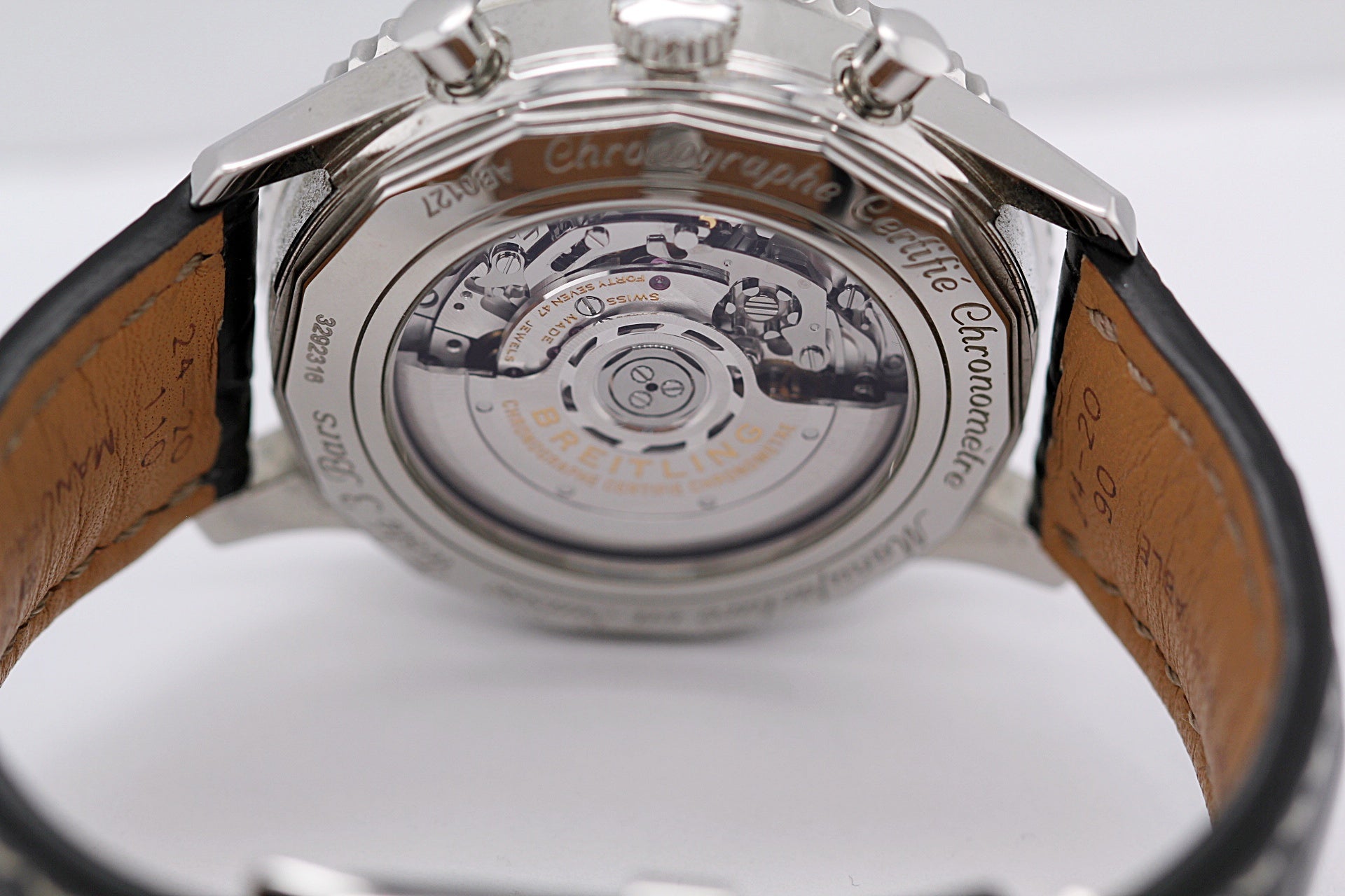 BREITLING Navitimer 1 B01 Ref.AB0127211B1X1